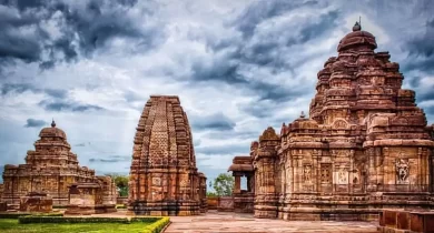 Chalukya of Badami, Pallavas, Pandyas