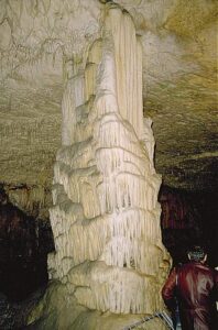 Stalactites Pillars, Stalagmites Pillars