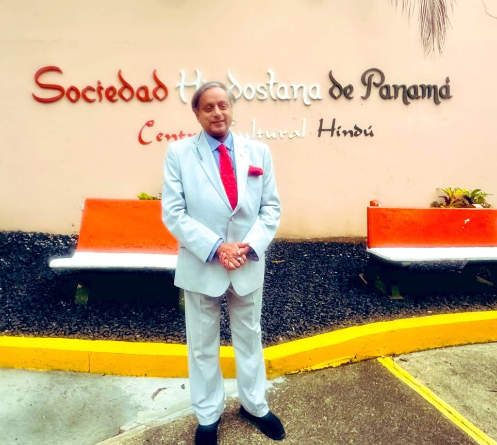 Shashi Tharoor Praises Unity as JMM’s Sarfaraz Ahmad Joins Hindu, Sikh MPs in Panama Temple Prayers