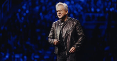 Invest in UK AI, Nvidia CEO Jensen Huang declares the UK is in a “Goldilocks moment” for AI — set to attract major investments, digital infrastructure upgrades, and global startups.