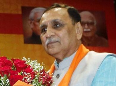 Vijay Rupani's family during the funeral procession following the Air India crash tragedy