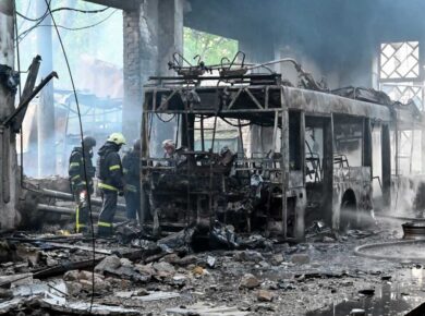 The Ukraine-Russia peace talks in Istanbul 2025 reached a limited deal on prisoner exchange but failed to achieve a ceasefire or territorial consensus, highlighting major diplomatic challenges.