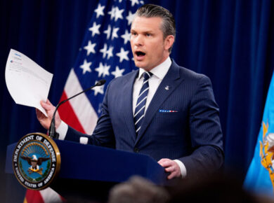 U.S. strikes Iranian nuclear facilities as President Trump confirms “spectacular military success” against Fordow, Natanz, Isfahan – raising regional tensions and sparking global reactions.