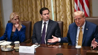 Trump Backs US Attorney General Amid Epstein “Client List” U-Turn