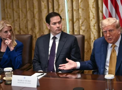 Trump Backs US Attorney General Amid Epstein “Client List” U-Turn