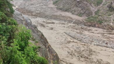 Landslide alert issued for Tehri, Chamoli, Rudraprayag & Uttarkashi in Uttarakhand due to heavy rainfall forecast by IMD. Public advised to remain alert and follow safety protocols.