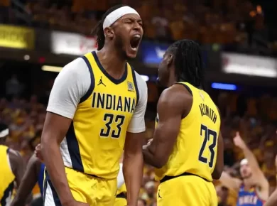 Bucks Depth Chart and Salary Cap After Waiving Damian Lillard for Myles Turner Deal
