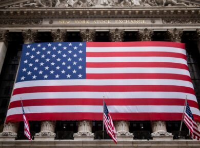 Dow Jones Falls on Tariff Fears – Is a TACO Trade the Right Move Now?