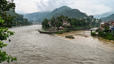 India Weather Today LIVE Updates reveal 80 deaths in Himachal Pradesh due to landslides, flash floods, and cloudbursts, while West Bengal reels under waterlogging. IMD forecasts more rainfall ahead.