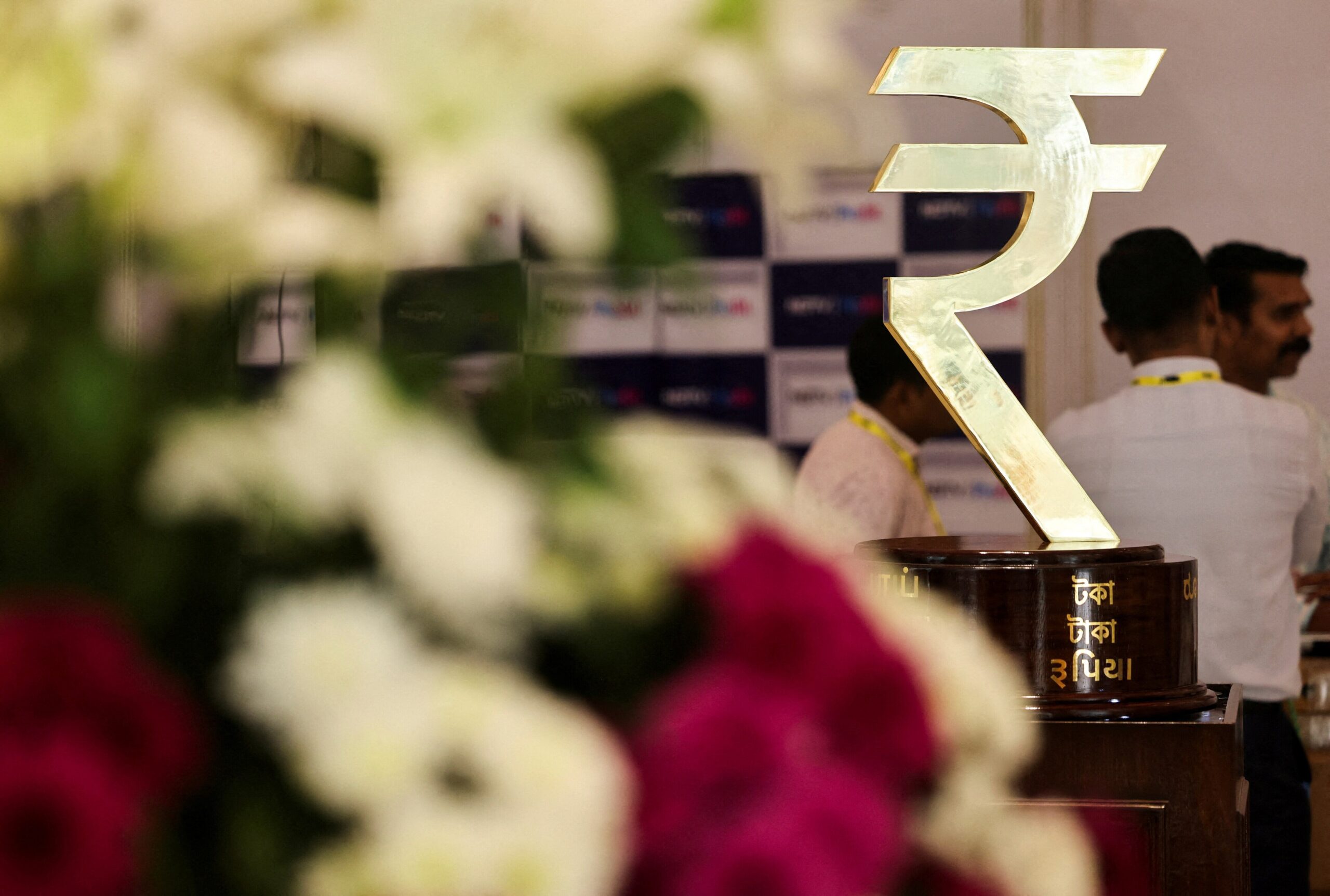 Stay ahead with 8 major Indian Stock Market updates from the weekend, including Gift Nifty levels, Trump’s tariff threat, US-India trade negotiations & more.
