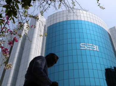 Jane Street banned in India for allegedly manipulating the index to earn ₹36,500 crore. SEBI freezes accounts, orders return of ₹4,843.5 crore. Read full details!