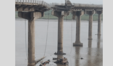 Gujarat Bridge Collapse: 9 Dead After Vehicles Plunge Into River