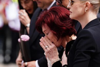 Osbourne Funeral Family Unity: Sharon Osbourne Breaks Down, Stands Strong with Kids at Ozzy’s Procession