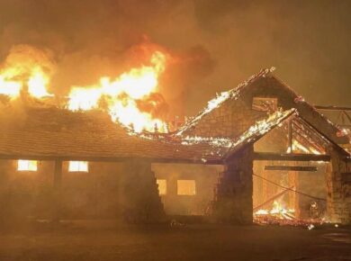 Grand Canyon Wildfire Destroys Historic Lodge – North Rim Closure Update | Grand Canyon Lodge Fire