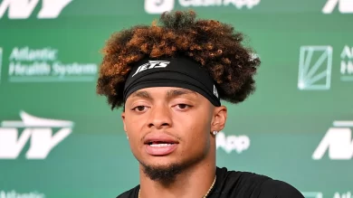Justin Fields Injury Update: Jets Avoid Disaster as Quarterback Dislocates Toe in Practice