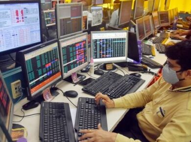 Discover what to expect from the Indian stock market on July 4. Learn how Nifty 50, Sensex, and Gift Nifty are likely to perform today amid global cues.