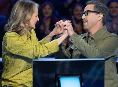 🎬 How Much Did Helen Hunt & Dan Bucatinsky Win on Millionaire? $125K or $32K?