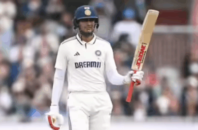 Fifth India vs England Test Sparks Controversy as Dinesh Karthik, Nasser Hussain Slam Officials’ Decision