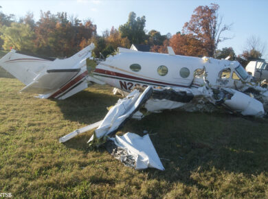 Texas Small Plane Crash: 2 Dead After Beech King Air C90 Collides with Semitrailers