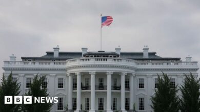 White House threatens mass layoffs amid deepening US government shutdown