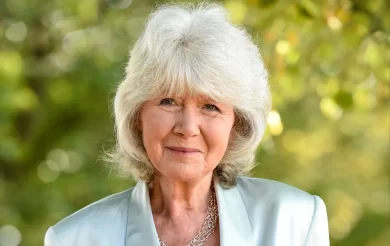 FocusKeyword: “Jilly Cooper dies after fall” Jilly Cooper Dies After Fall, Queen Camilla Hails Her as Legend