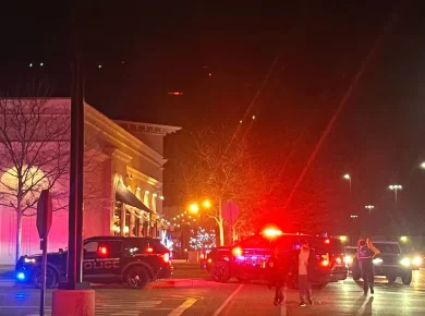 Partridge Creek Shooting: Updated Report on Mall Tree Lighting Incident & Suspect Search