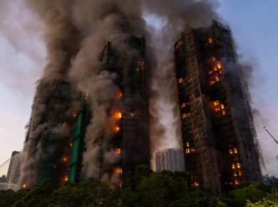 Hong Kong Fire Victim Shares Fear and Confusion | High-Rise Fire Disaster Update