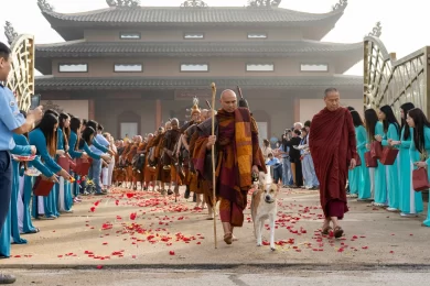 Walk for Peace Georgia Continues: Bhikkhu Pannakara Leads Buddhist Monks Peace Walk Through Morrow