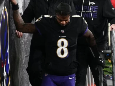 Lamar Jackson Back Injury Forces Early Exit as Ravens Fall to Patriots