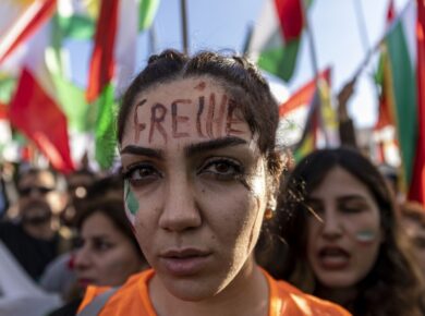 Iran Protests March Across Cities as Thousands Rally Against Crackdown