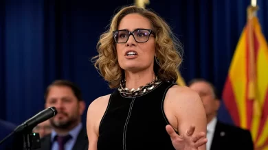 Former Arizona Senator Kyrsten Sinema Alienation of Affection Lawsuit: Ex‑Wife Accuses Her of Wrecking Marriage