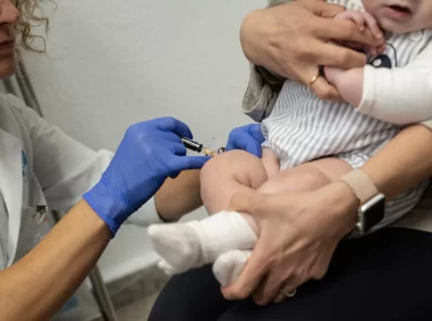 US Overhauls Childhood Vaccine Schedule to Recommend Fewer Shots: What Parents Need to Know
